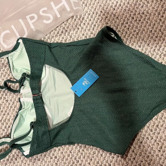 Green Wave Underwire One Piece Swimsuit - Picture 3 of 3